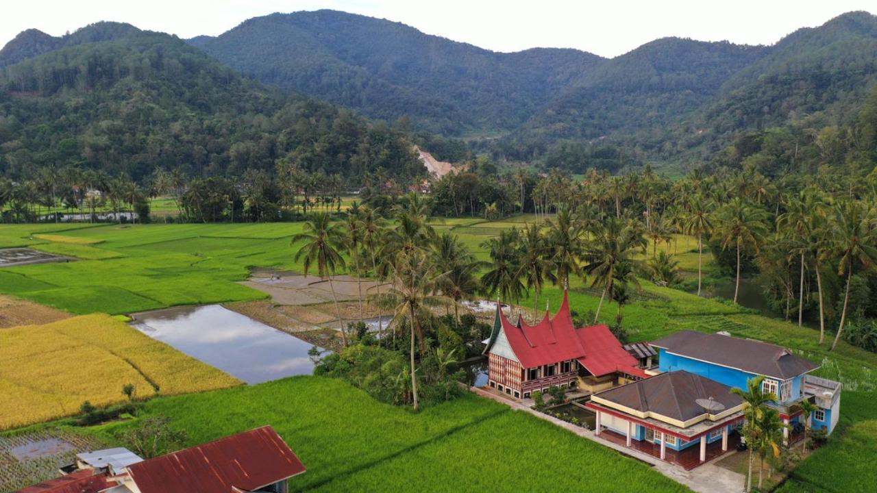 Rumah Gadang Tokama, Simarasok Baso Exterior foto
